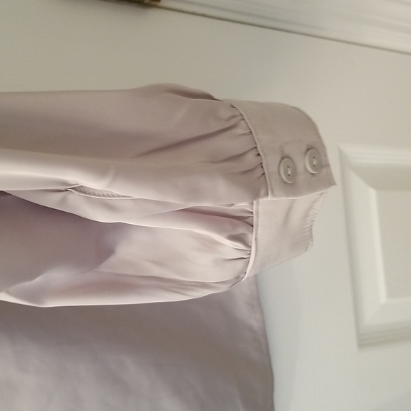 Prologue silver satin effect back tie high neck long sleeve blouse Sz XL NWOT - Picture 7 of 7